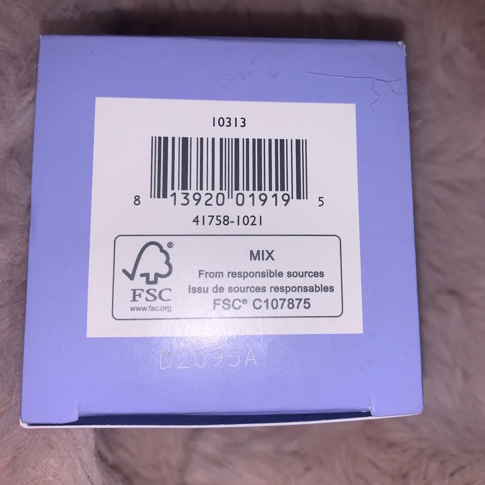 KATE SOMERVILLE Goat Milk Moisturizing Cream - Picture 10 of 11